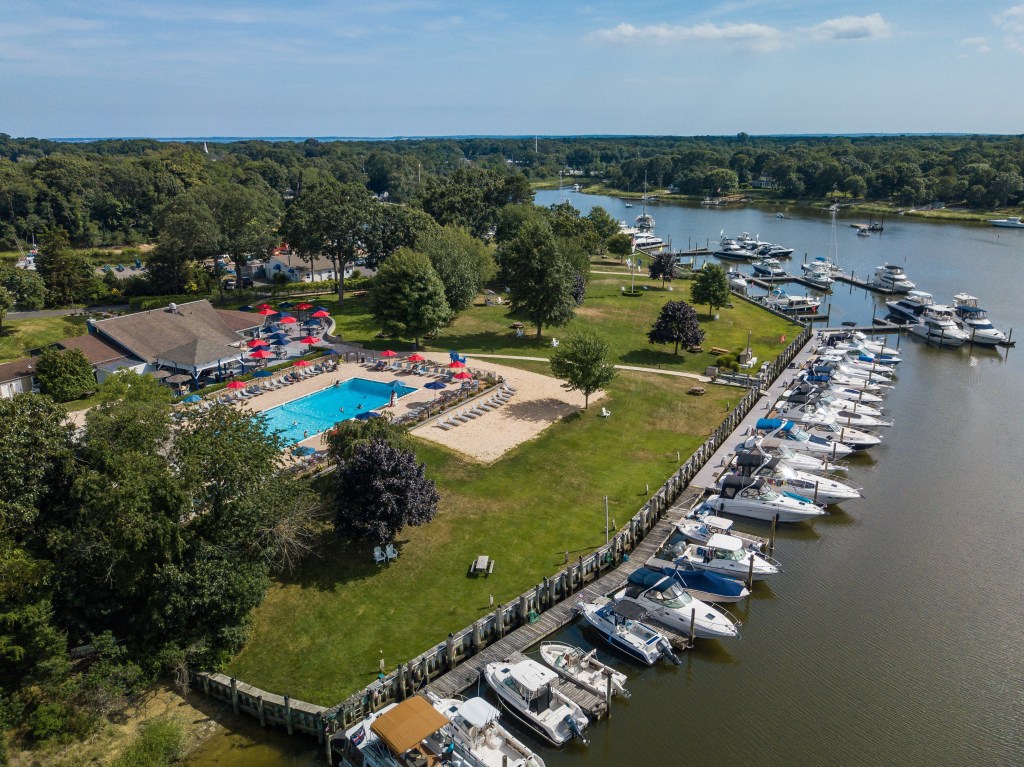 Mattituck Marinas & Moorings